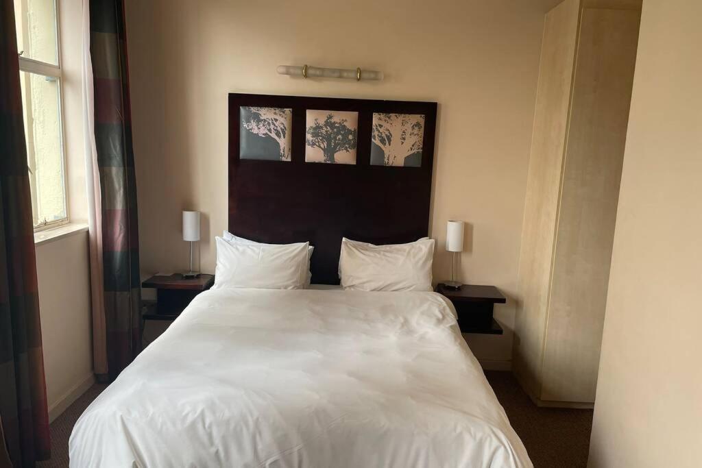 Cool & Easy Flat In The Heart Of Marshalltown Johannesburg Kültér fotó
